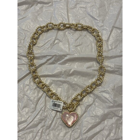 KENDRA SCOTT Haisley Heart Gold Statement Necklace Blush Mother-of-Pearl NWT - Picture 1 of 10